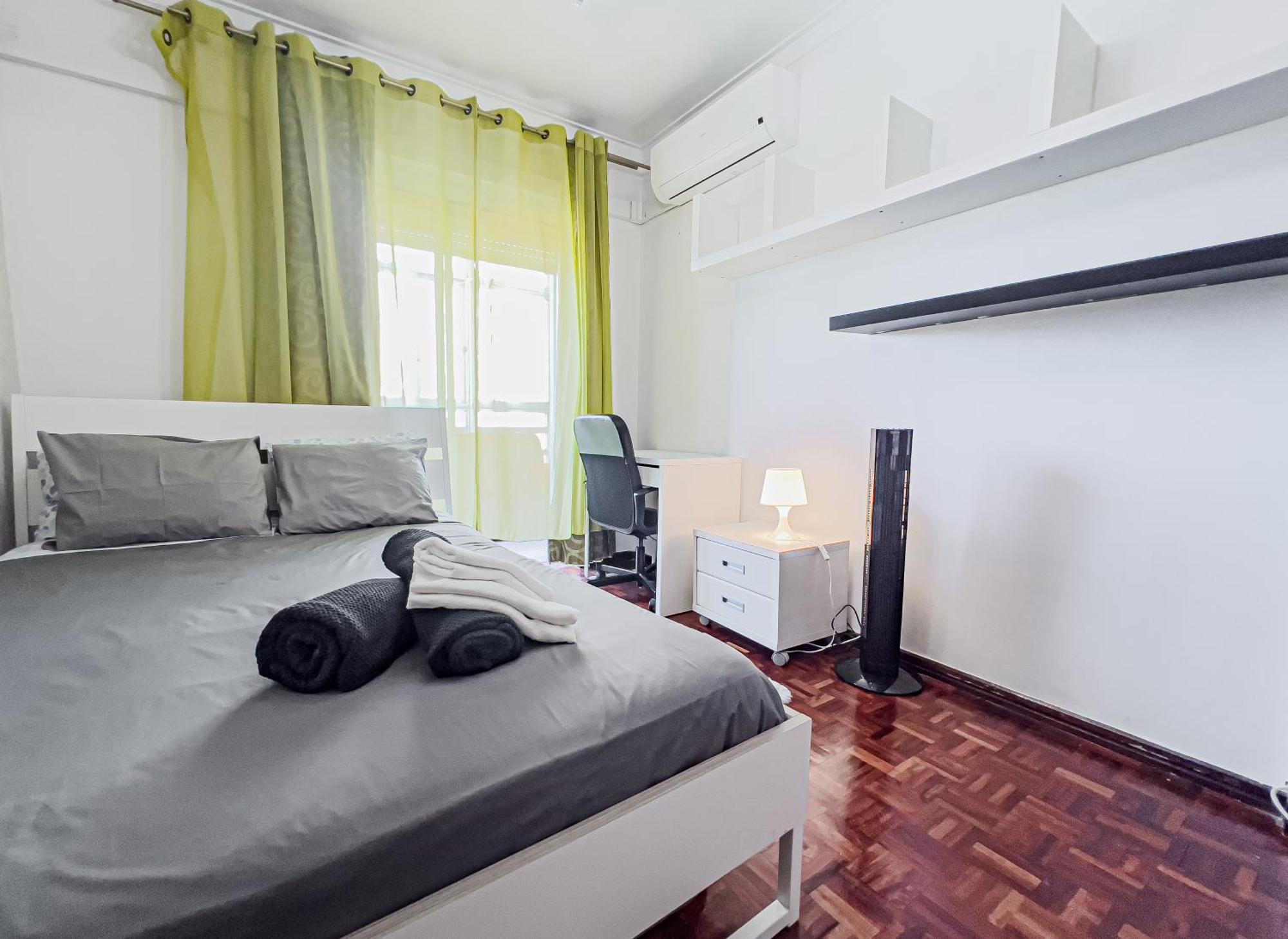 Family-friendly And Cozy 3-bedroom In Apartamento